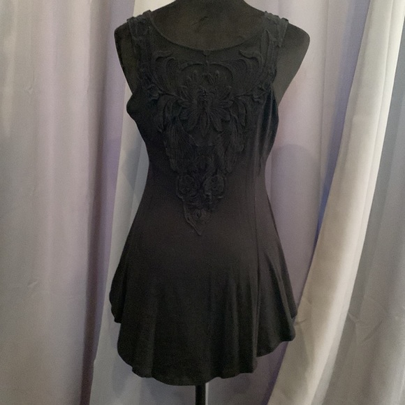 BRAND NEW HARLEY DAVIDSON sequin top with lacy back. SUPER SEXY! Size Medium. - Picture 6 of 10